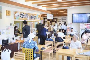 村の食堂