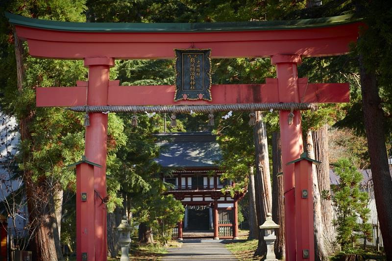 須波阿須疑神社　門